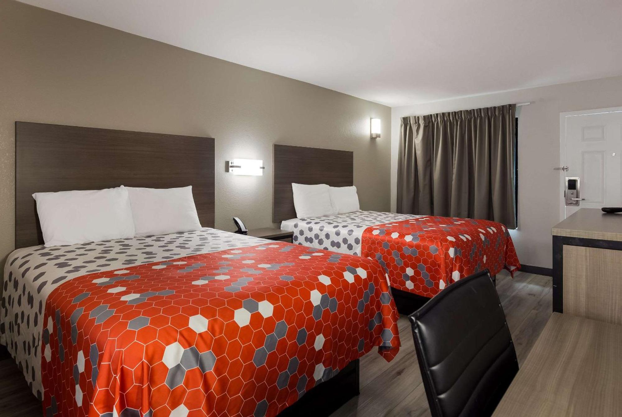 Econo Lodge Мобил Екстериор снимка